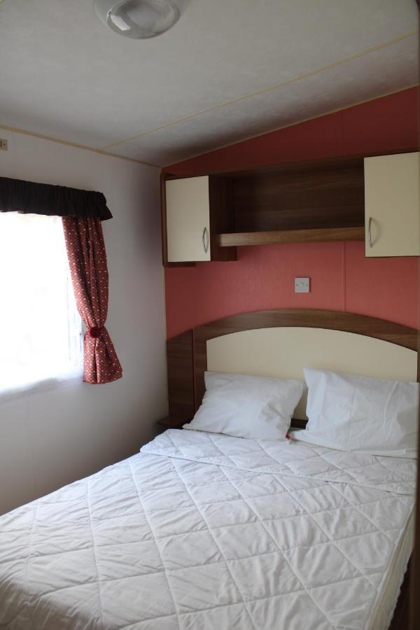 Mobil-Home Spatieux 8Pers - Brume Сен-Жюльен-ан-Борн Экстерьер фото